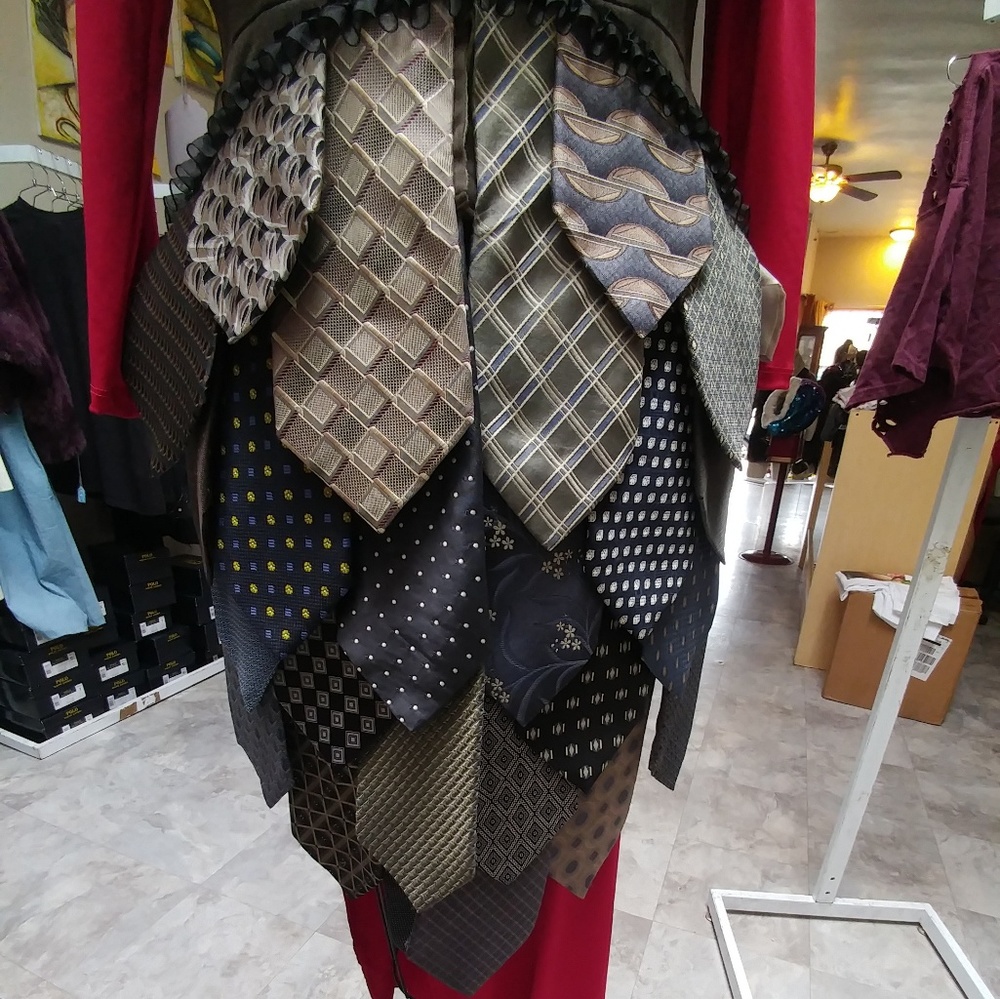 Custom women's Renaissance vest. Handmade - Picture 4 of 5